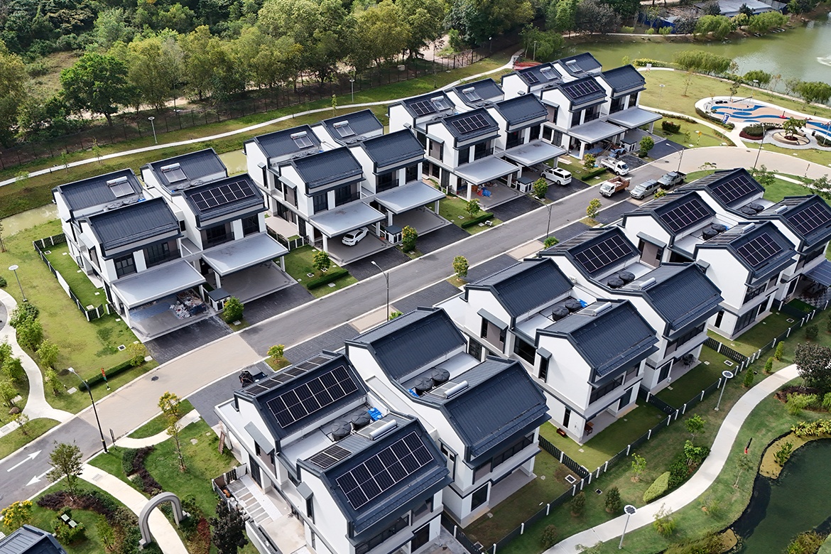 Neighbors discussing solar